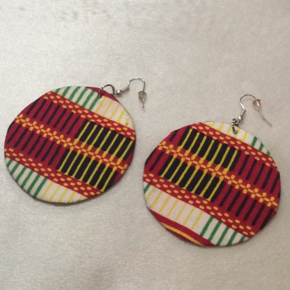 Fabric round flat earrings .($8 if you buy 3) - Picture 3 of 4